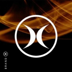 肉色丝袜细高跟的尤物娇妻
